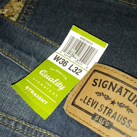 Levi Signature Gold Straight Jeans - Picture 5 of 7